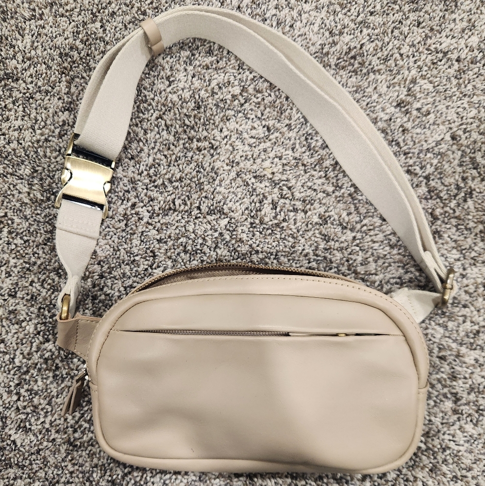 Chic Beige Crossbody Bag